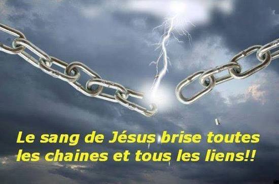 ✝ Briser les Chaînes Héréditaires par le Sang de Jésus